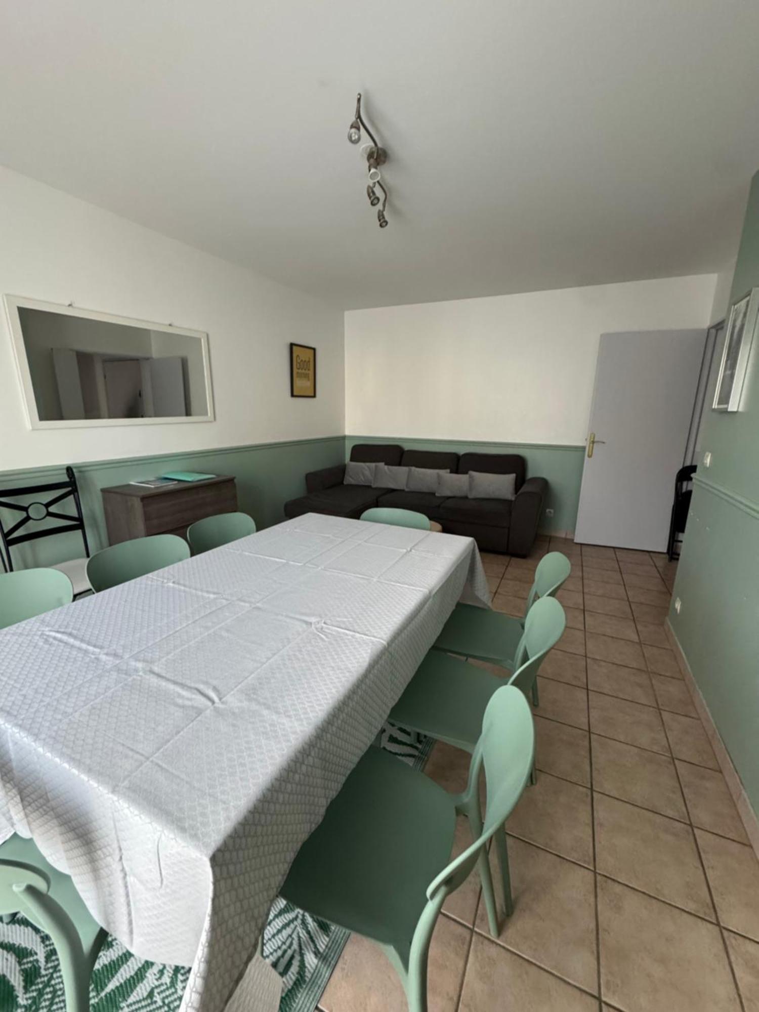 Disney, Very Nice 2 Bedrooms Family Apartment, Wifi, Netflix 8 Pers Chessy  Dış mekan fotoğraf